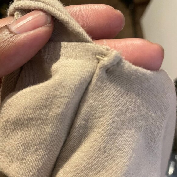 Abercrombie & Fitch Women's Ava Soft Matte Seamless Top Sz Small - Picture 8 of 9